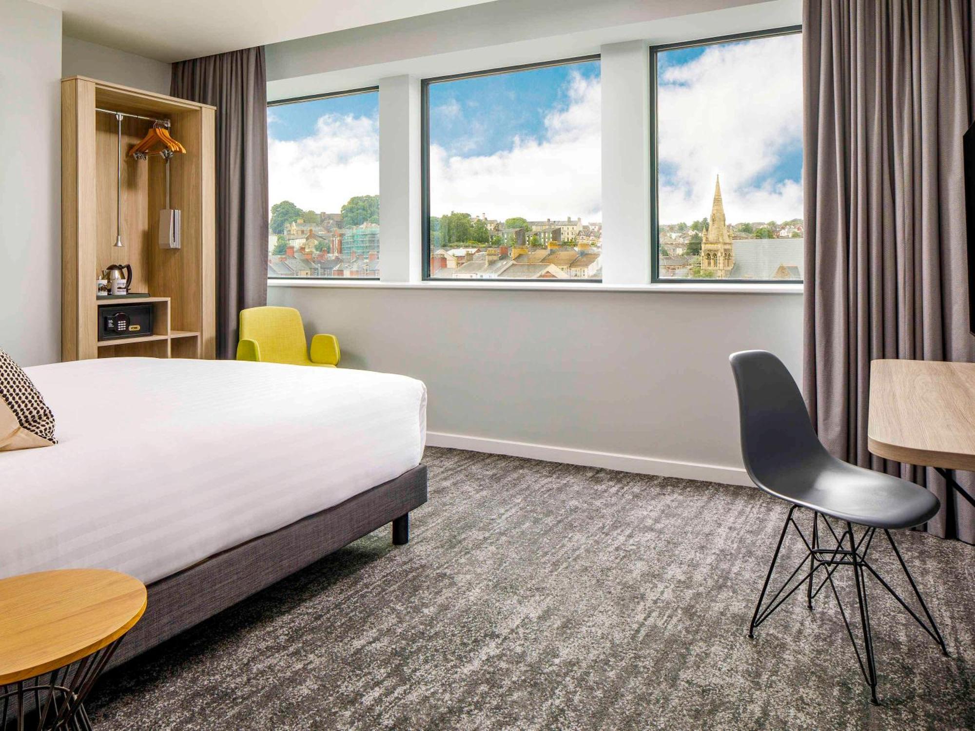 Mercure Newport Экстерьер фото