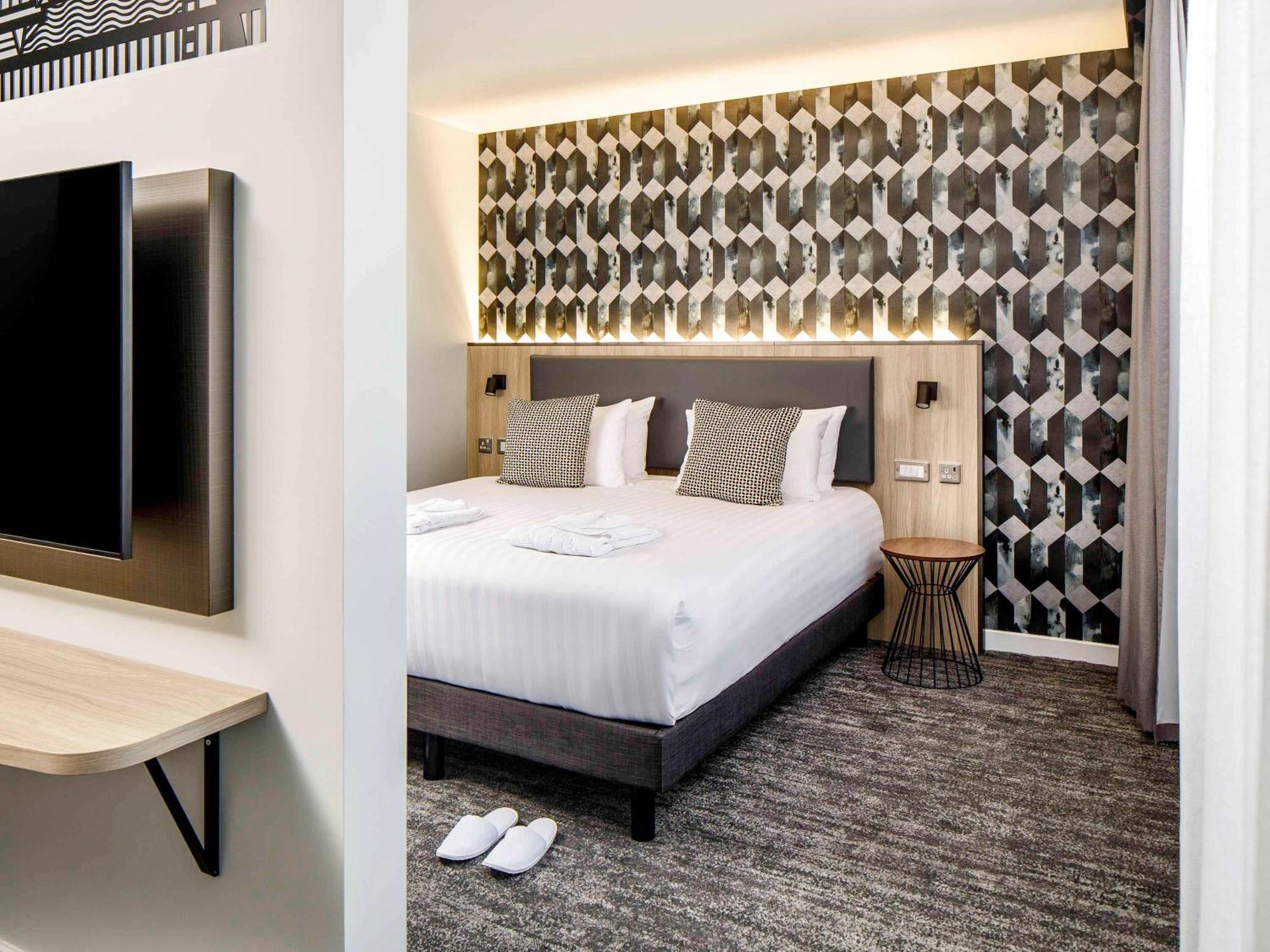 Mercure Newport Экстерьер фото