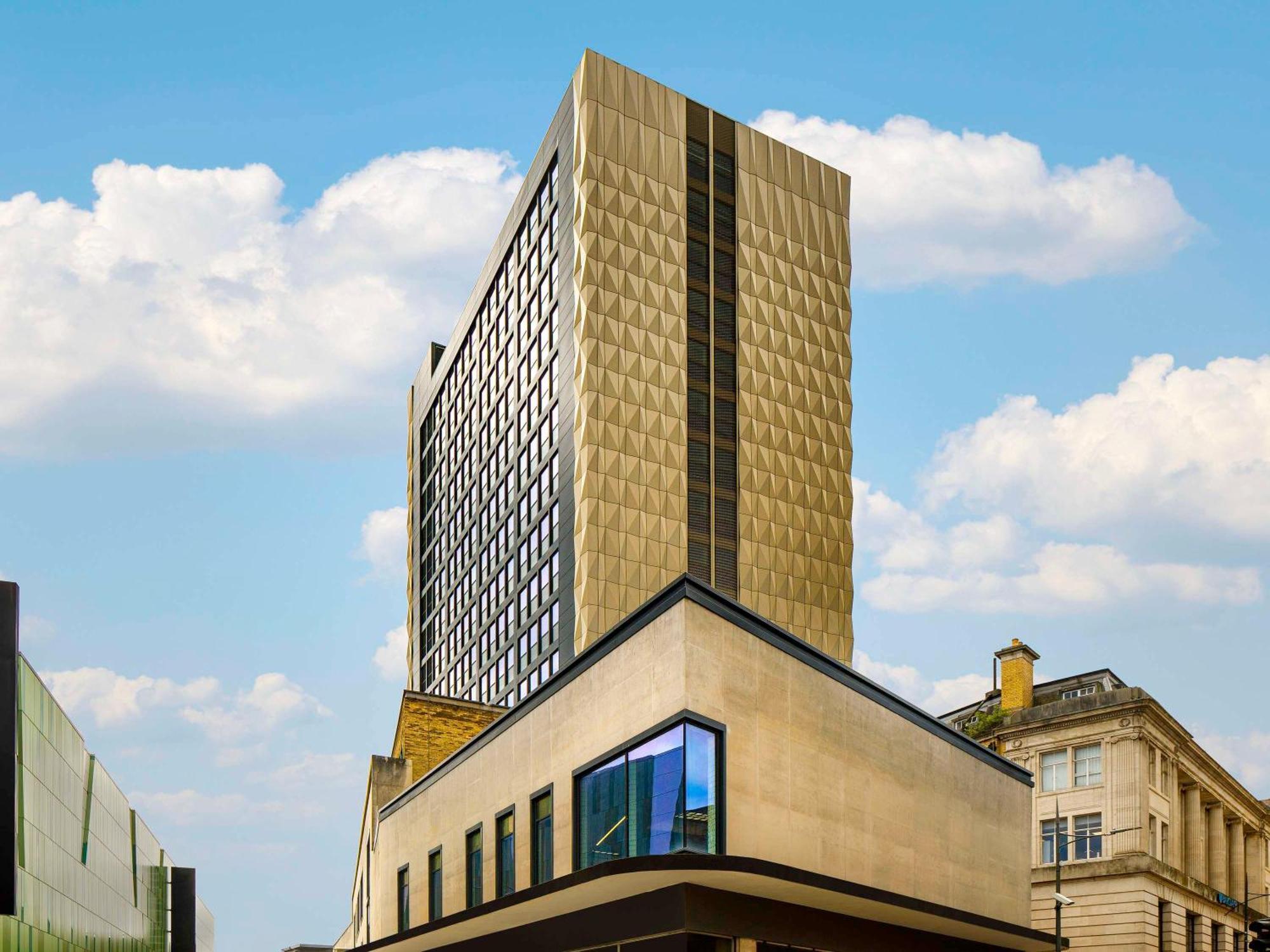 Mercure Newport Экстерьер фото