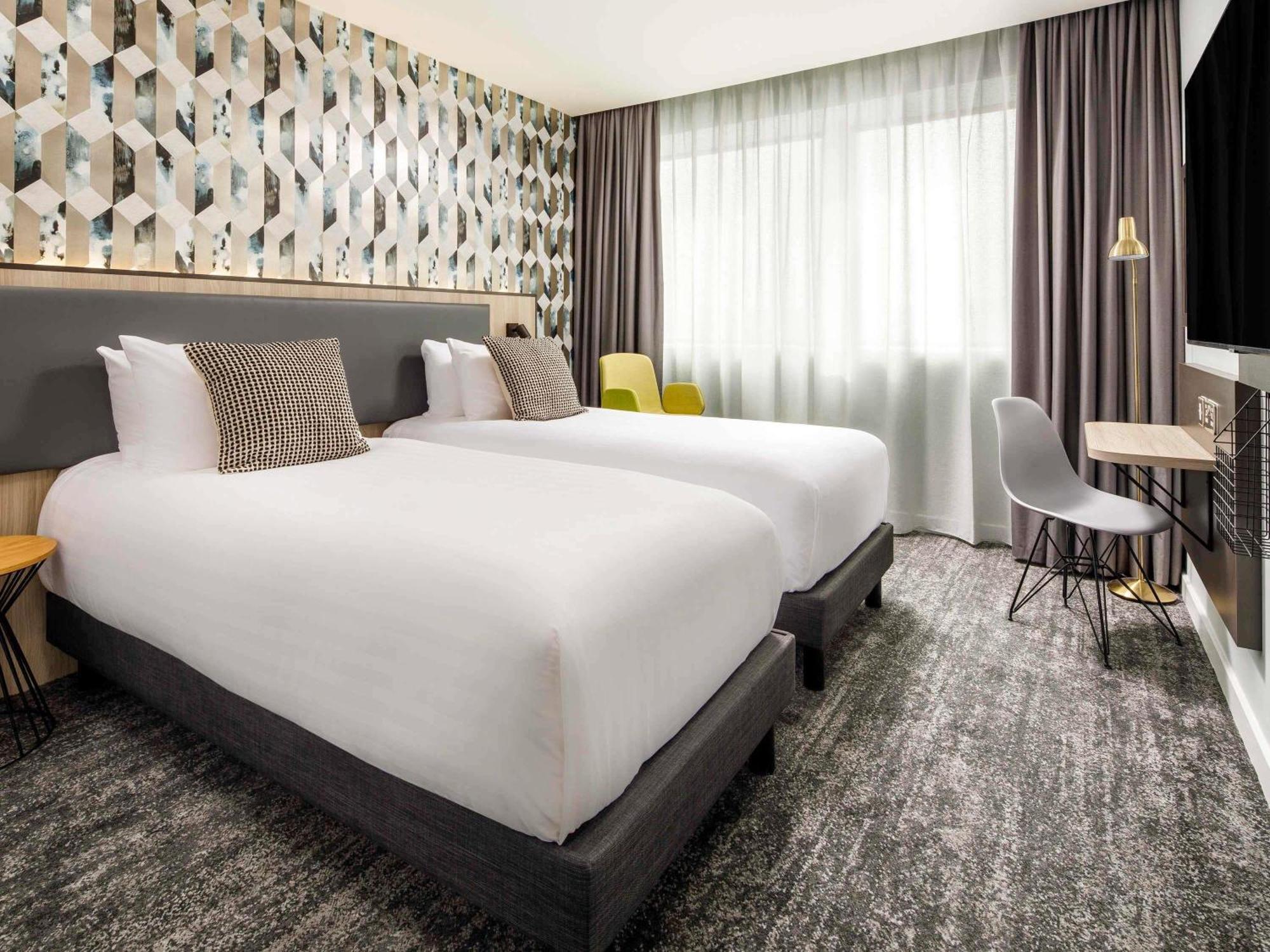 Mercure Newport Экстерьер фото